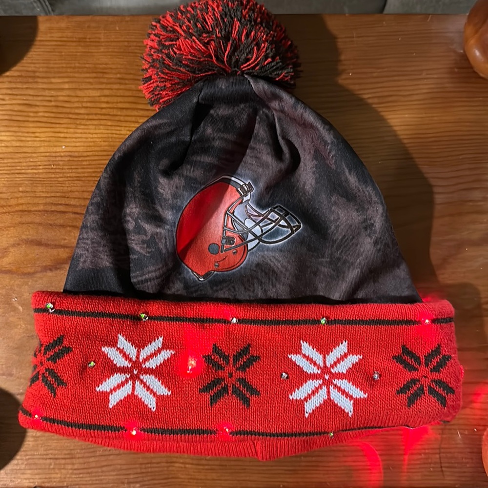 Cleveland Browns Light up winter hat